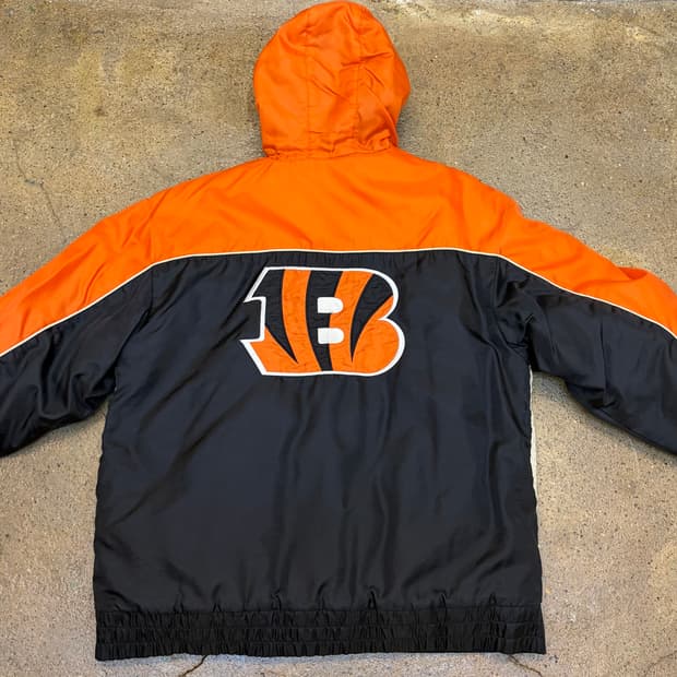 90s 미국 빈티지 NFL 뱅갈스 패딩점퍼 