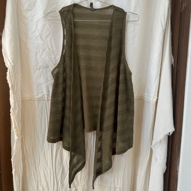 vest