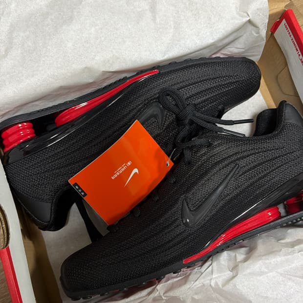 (W) 나이키 샥스 Z 블랙 유니버시티 레드 240
