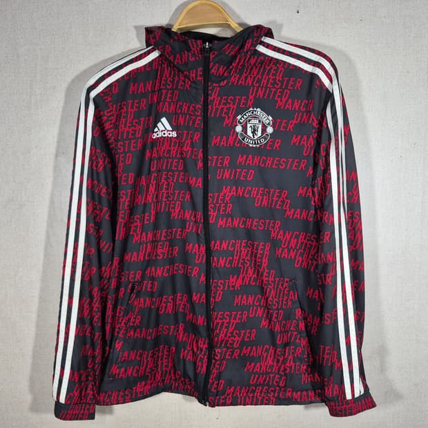 아디다스 맨체스터 바람막이 (L)