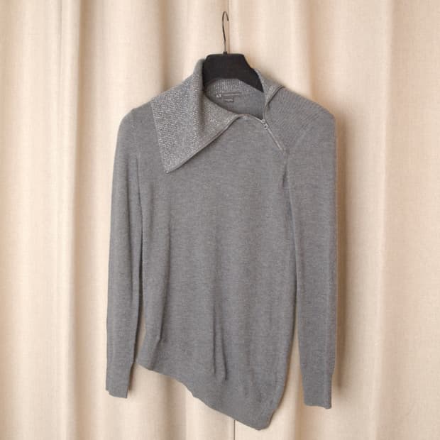 Turtleneck Zip-up Knit