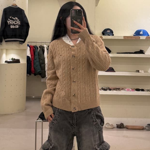 타미힐피거 스몰로고 케이블 베이지 가디건 U852