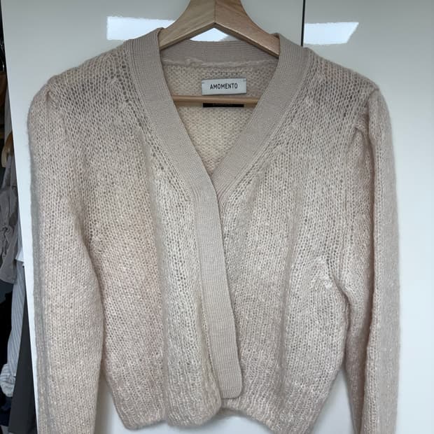 아모멘토 그랜마 가디건 아이보리