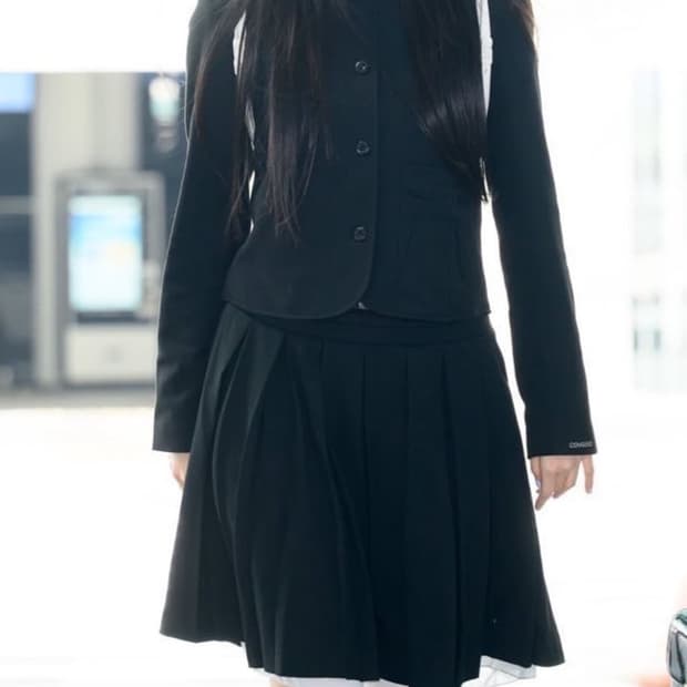 구함) 코이세이오 리본 자켓 + 플리츠스커트 셋업 블랙 구합니다