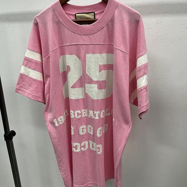 여) 구찌 베이비핑크 오버 반팔티