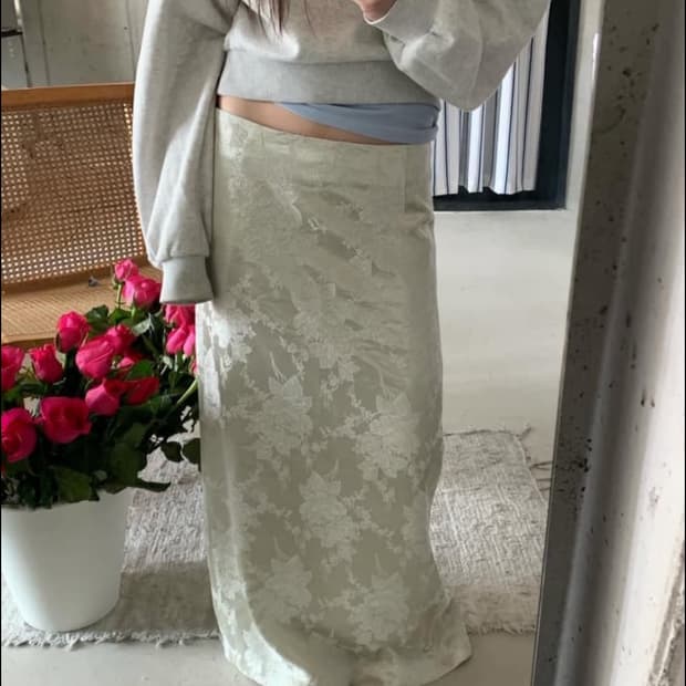 구함 피핀샵 플라워스커트 s 실버화이트 구매합니다