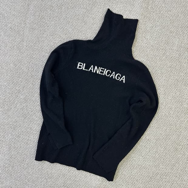 실측확인 블랙 터틀넥 니트 스웨터 0331D