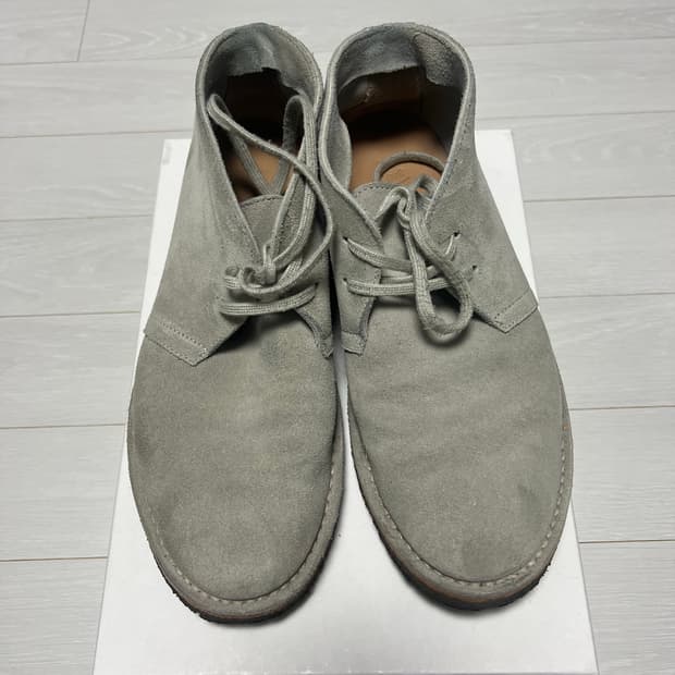 그라더스 블루처 10 스웨이드 밀크 42.5 (275사이즈)