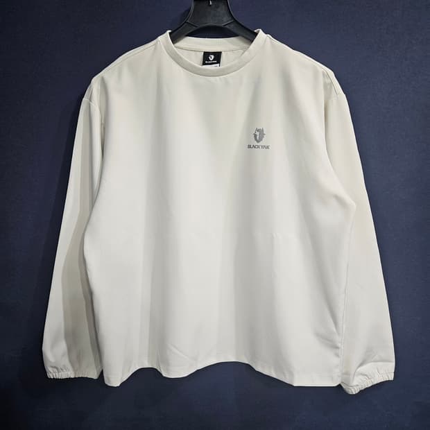 블랙야크 화이트 남성 세미오버핏 105 긴팔티 