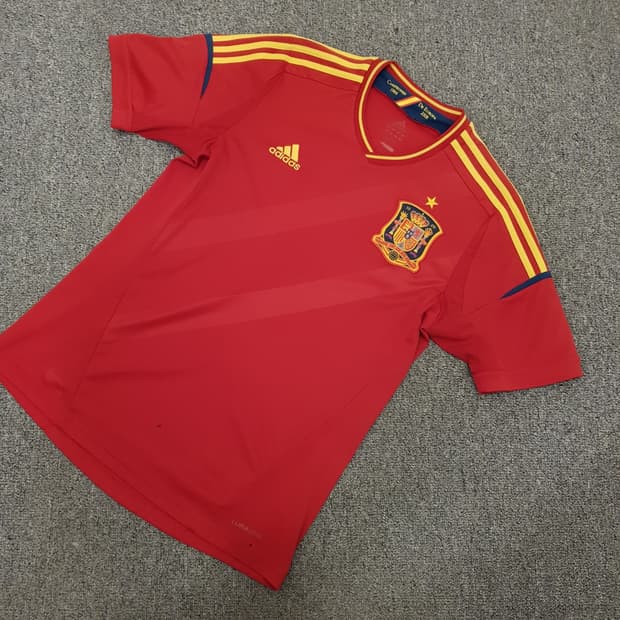 아디다스 스페인 축구 홈 유니폼
