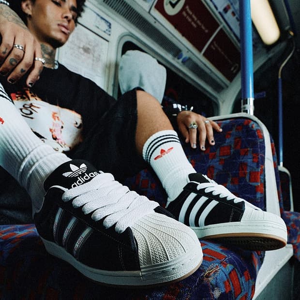  아디다스 x KoRn 슈퍼스타