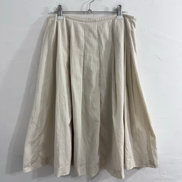 x.more mori pleats midi skirt