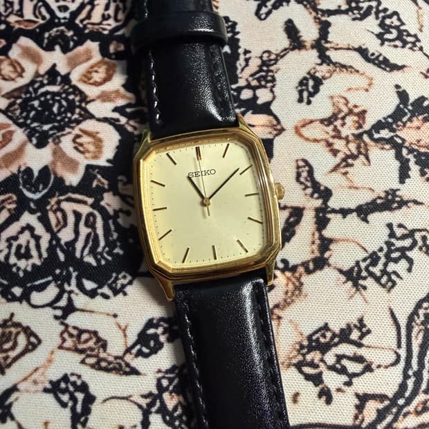 SEIKO 빈티지 쿼츠 시계