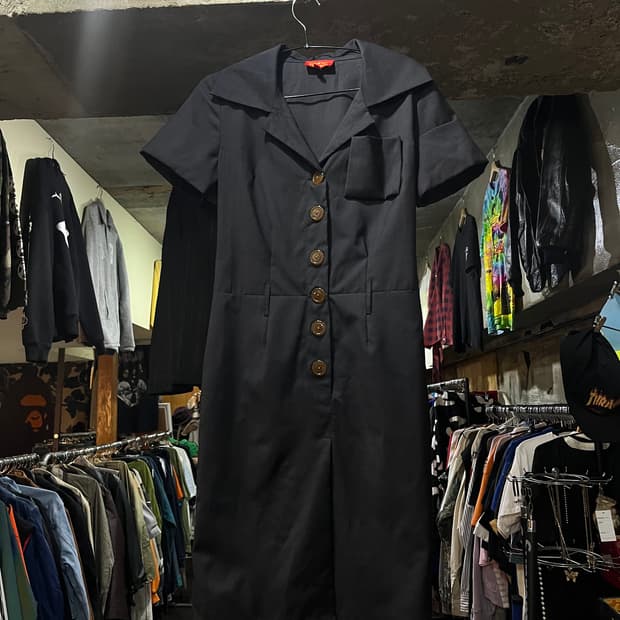 VIVIENNE WESTWOOD 비비안 웨스트우드 오픈 카라  원피스