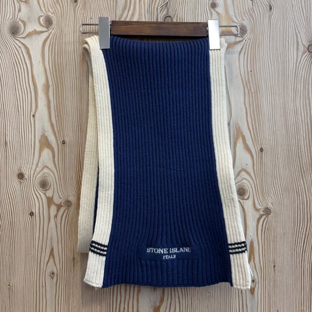 스톤아일랜드 니트 머플러