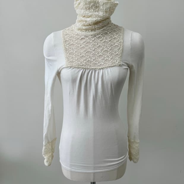 Lace Highneck Layered Top