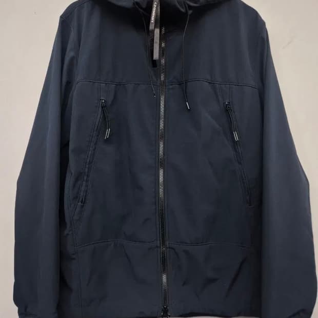 CP컴퍼니 쉘 고글 후드 자켓 네이비 색상 52