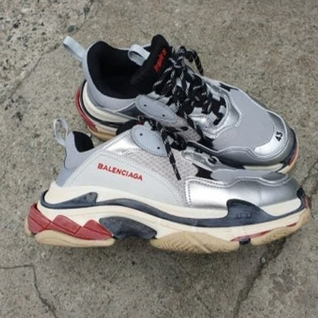 발렌시아가 18ss 트리플s 실버 42