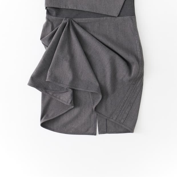 ⭐️구해요⭐️ 울리카 상투스 언발란스 스커트