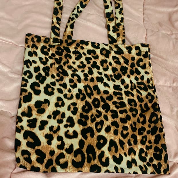 레오파드 에코백