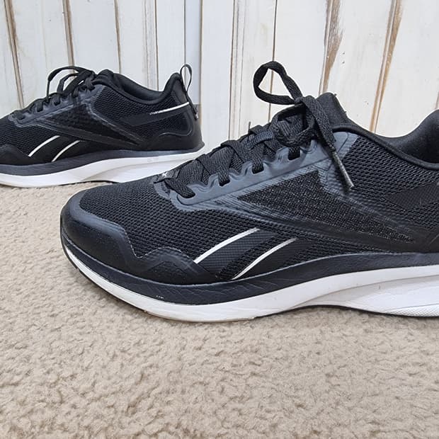 리복 퓨지엄 런 라이트 (D127