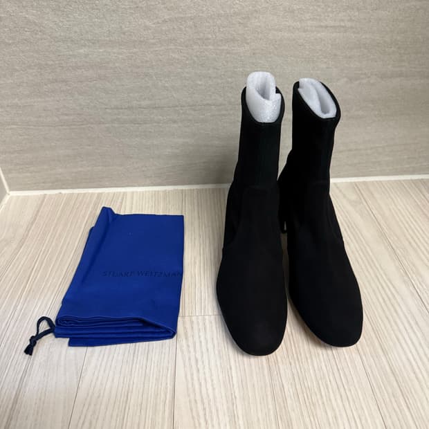 스튜어트와이츠먼 블랙 스웨이드 어니스틴 부티 새상품