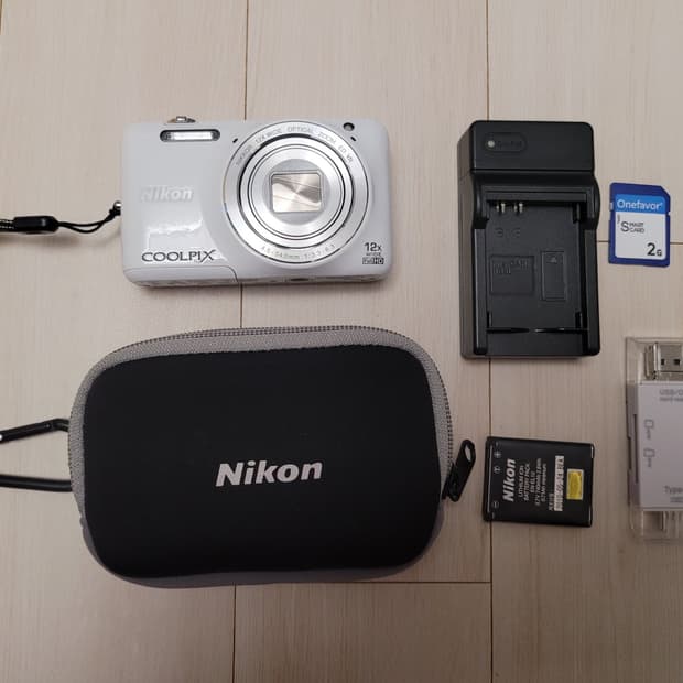 니콘 쿨픽스 S6600 디지털카메라(새상품급)