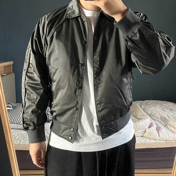 새상품(S)언어펙티드 바시티 자켓 차콜