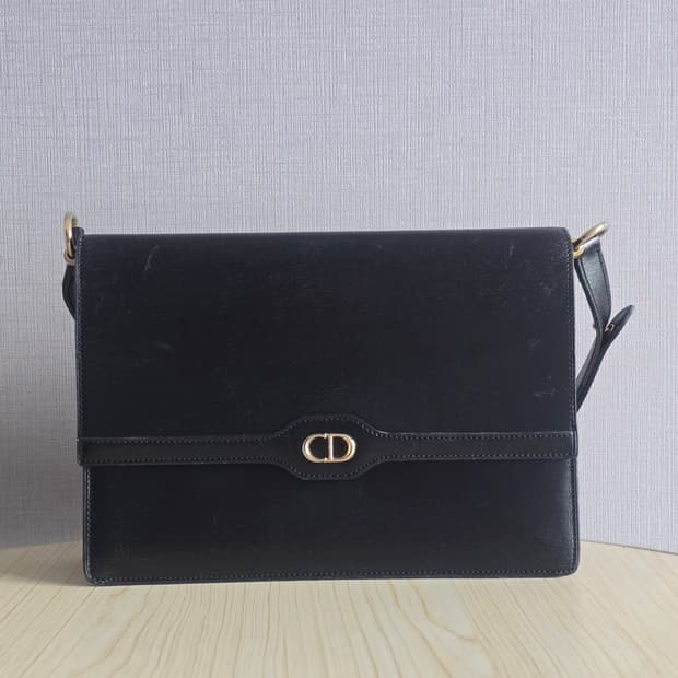 크리스찬 디올 몽테뉴 빈티지 크로스백 블랙