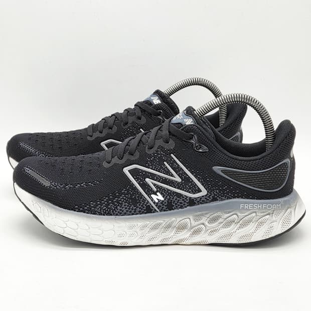 뉴발란스 프레쉬 폼 X 1080v12 블랙 (260 2E)