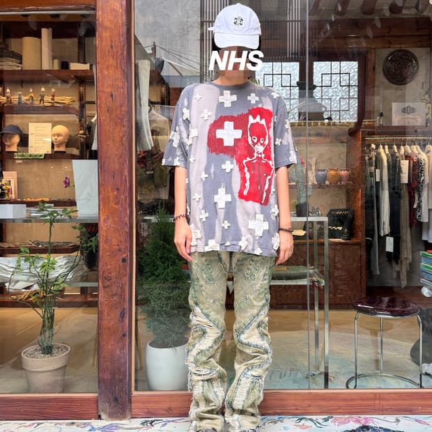 EPI•TAPH London Gothic graphic T-shirts