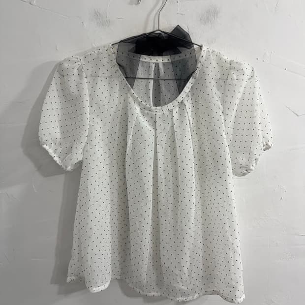 dot strap blouse