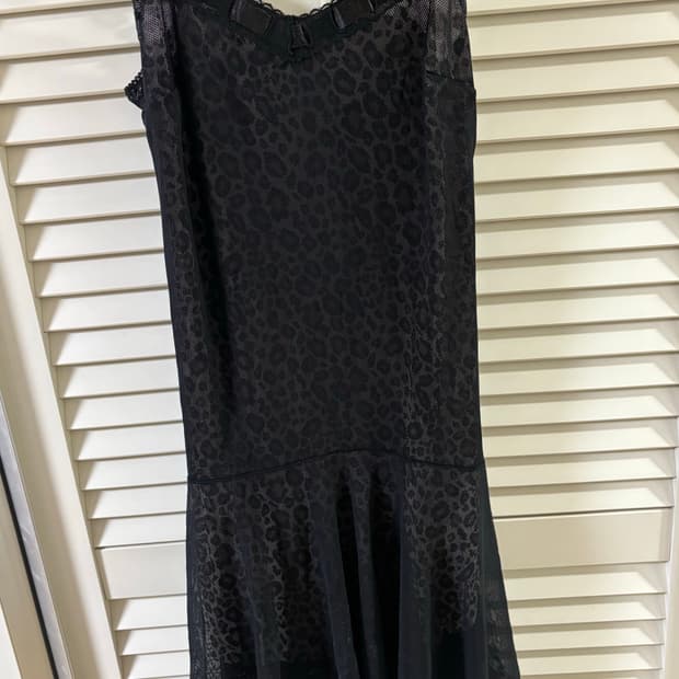 휠라 블랙 레오파드 메쉬 슬립 드레스