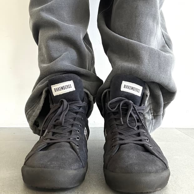 비켐버그 스웨이드 레더 하이탑 스니커즈