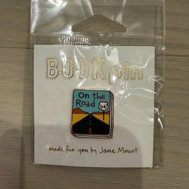 Jane Mount+Camera Enamel Pin+Sun Face 핀