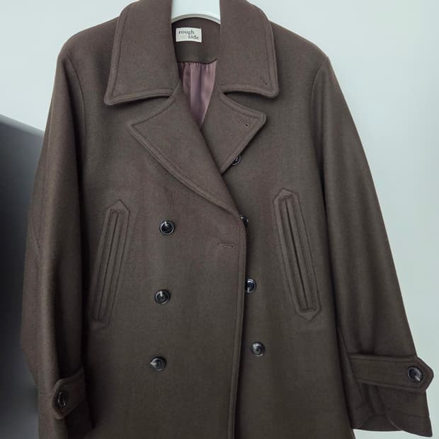 러프사이드 피코트 브라운 1 사이즈 판매합니다.