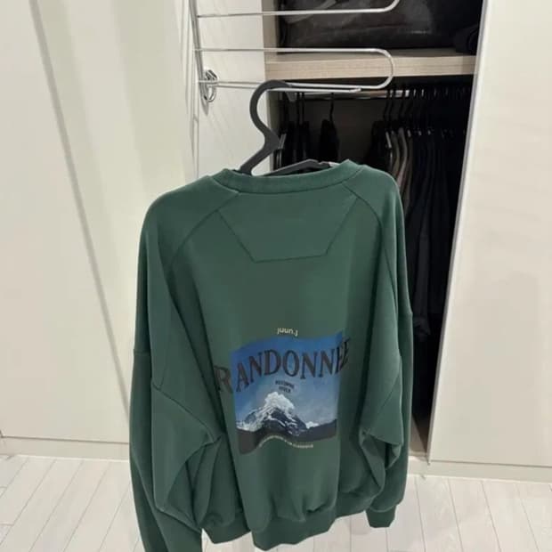 준지 juun.j 맨투맨 새상품