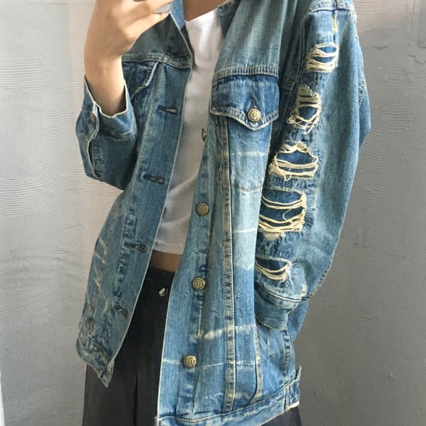 R13 디스트레스드 데님 워싱 트러커 자켓