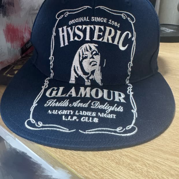 히스테릭 글래머 모자