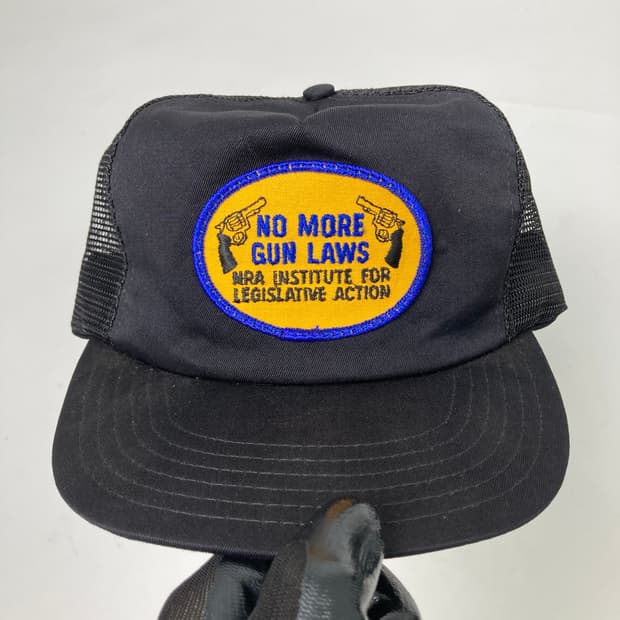 90s Trucker Hat (black)