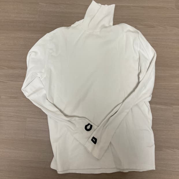 웨이비니스 목폴라 니트