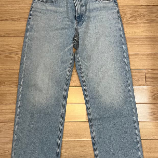 유니클로 JW 앤더슨 콜라보 스트레이트 진 32