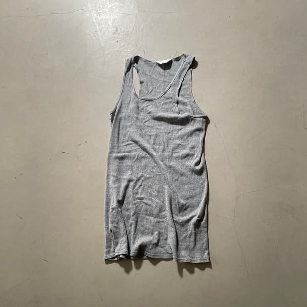 언유즈드 Tank Top