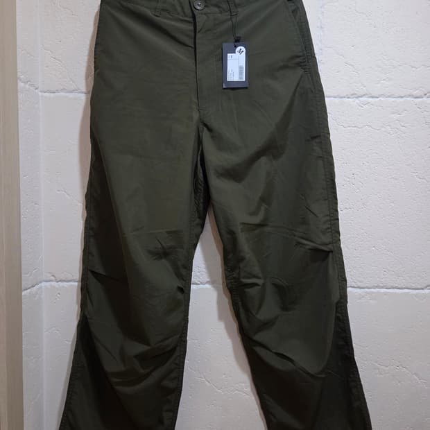 카네이테이 파라슈트 팬츠 M사이즈 새상품