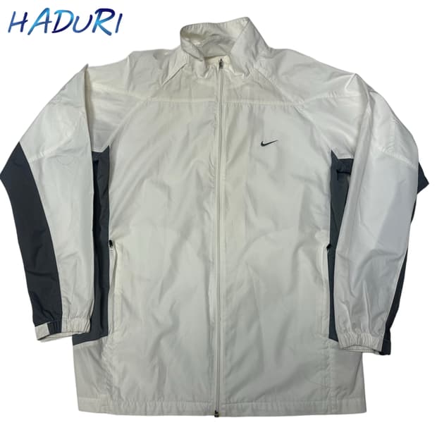 나이키 00s 화이트바람막이 105