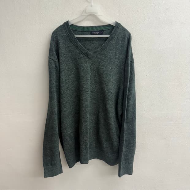 노티카 브이넥 꽈배기 니트 그레이 (XL)