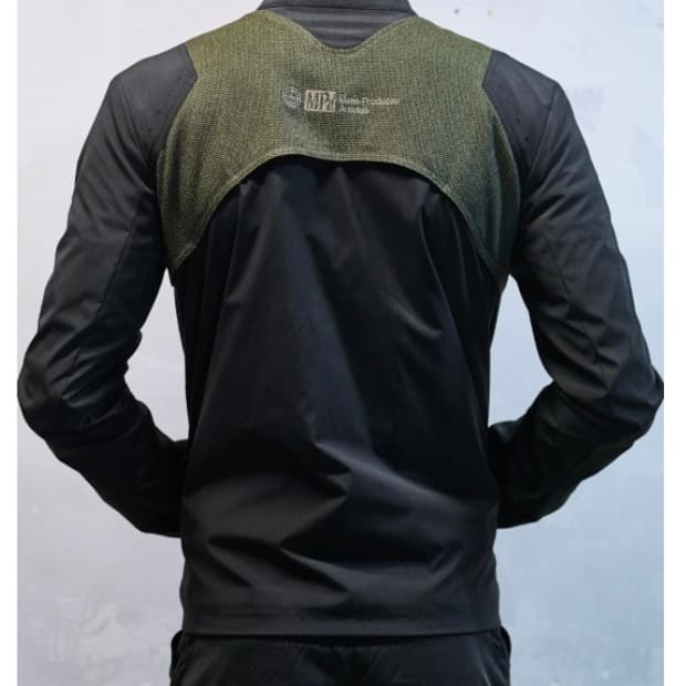 플라스틱프로덕트 레지스탕스자켓 resistance zip jacket