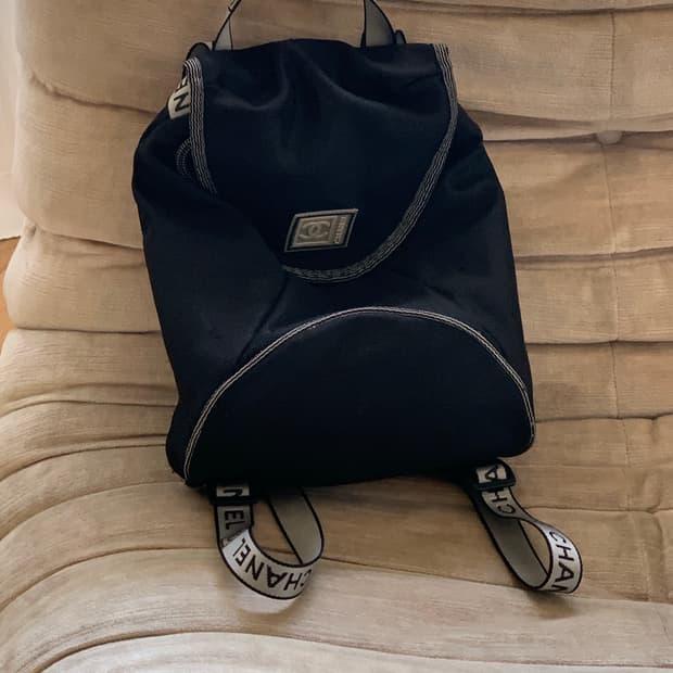 샤넬 백팩  샤넬스포츠