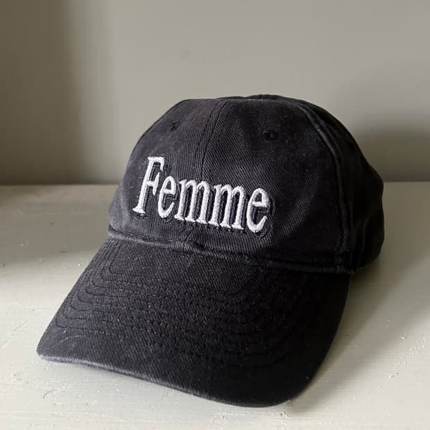 발렌시아가 FEMME 볼캡 2017 aw17