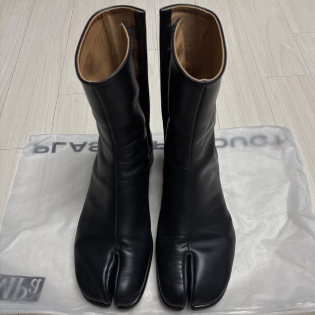 마르지엘라 타비 부츠 